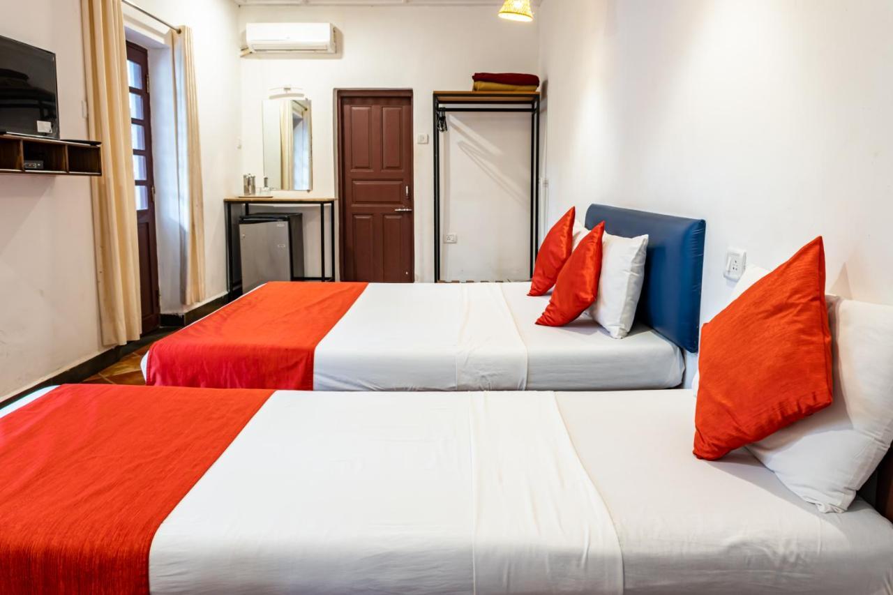Hotel O Camarao Calangute Esterno foto