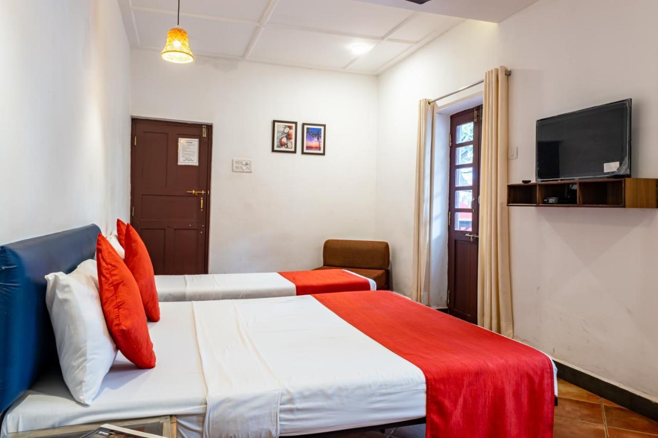 Hotel O Camarao Calangute Esterno foto