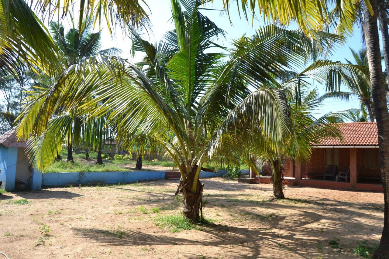 Hotel O Camarao Calangute Esterno foto